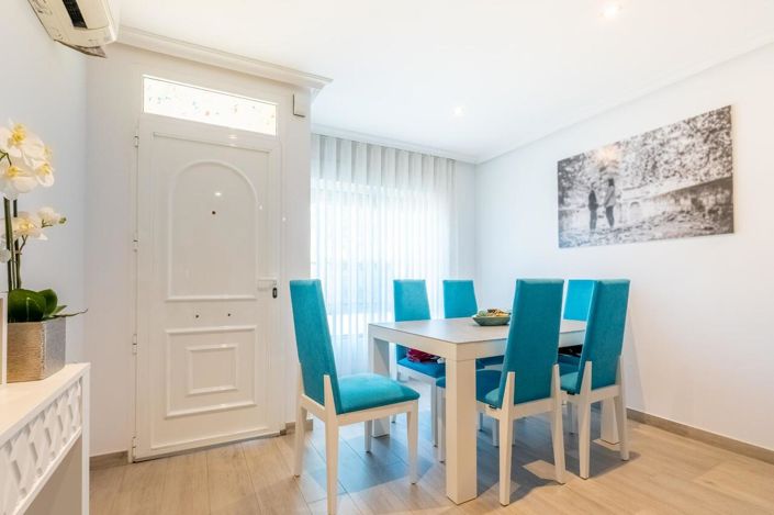 Image No.3-3 Bed Townhouse for sale