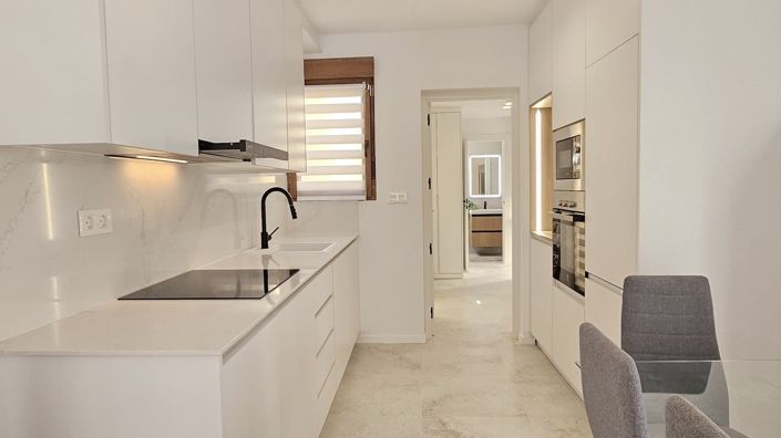 Image No.11-3 Bed Townhouse for sale
