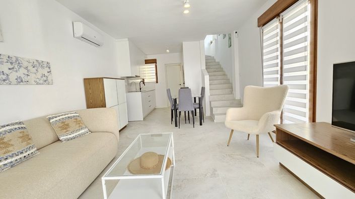 Image No.9-3 Bed Townhouse for sale