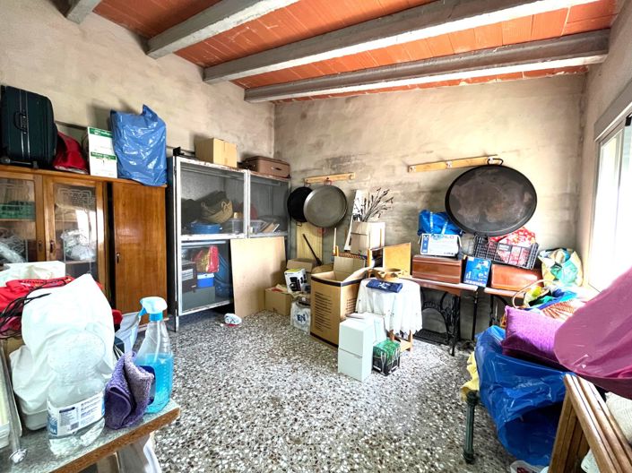 Image No.18-2 Bed Townhouse for sale