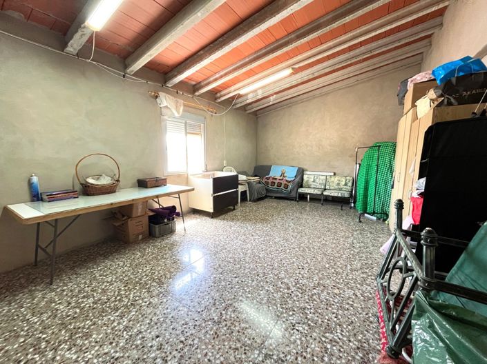 Image No.21-2 Bed Townhouse for sale