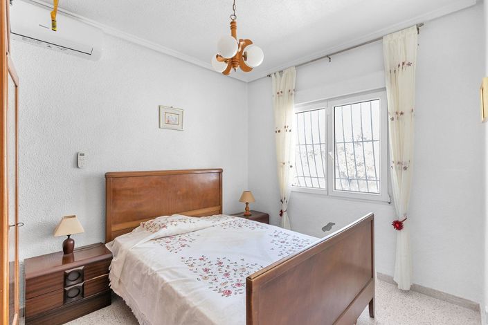 Image No.16-4 Bed Villa for sale