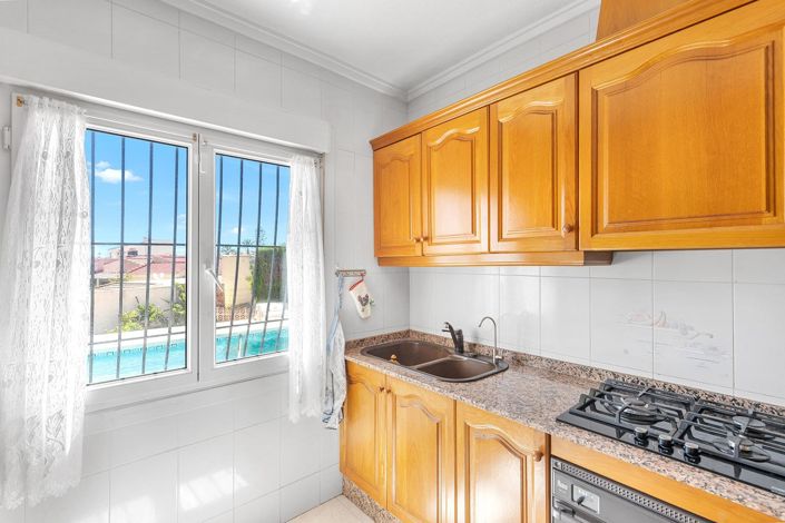 Image No.24-4 Bed Villa for sale