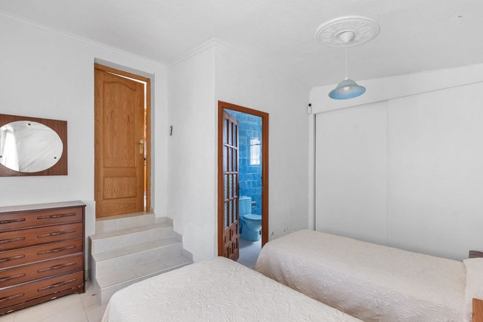 Image No.26-4 Bed Villa for sale
