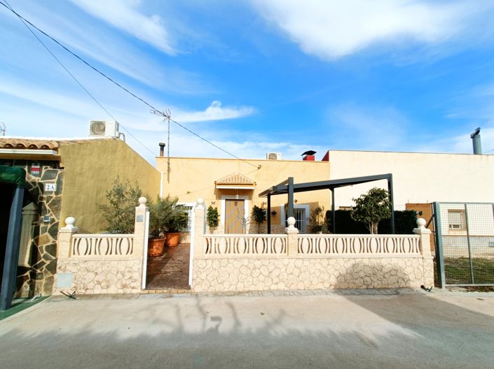 Image No.3-3 Bed Villa for sale