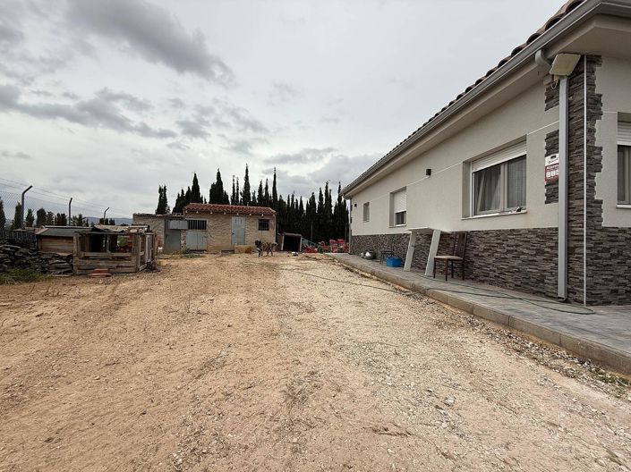 Image No.5-4 Bed Villa for sale