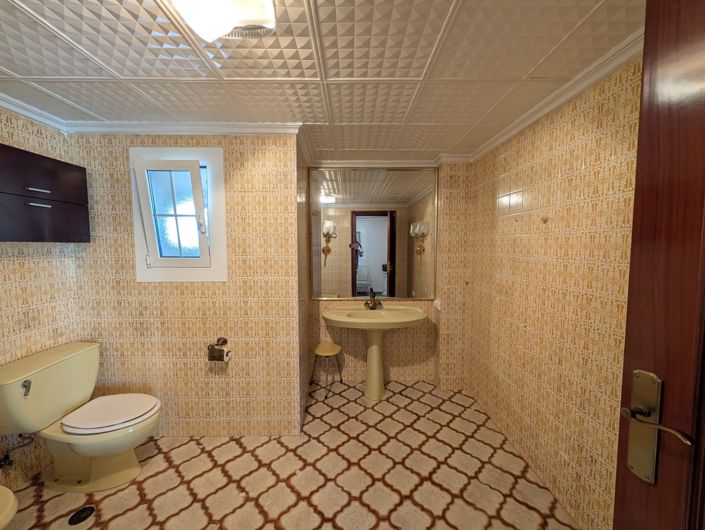 Image No.25-Appartement de 4 chambres à vendre à Sax