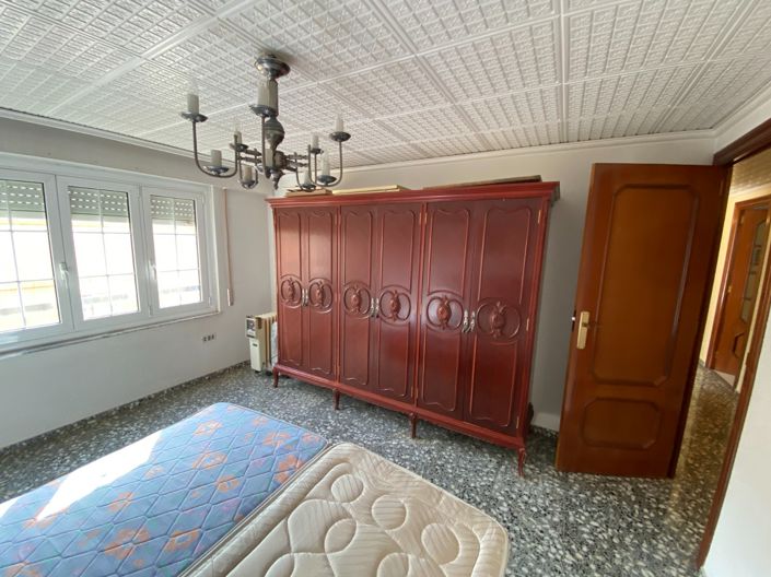 Image No.41-Appartement de 4 chambres à vendre à Sax