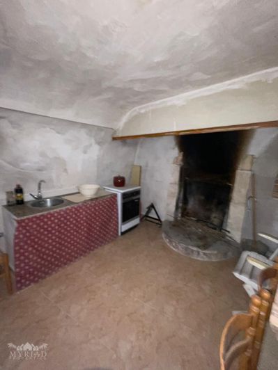 Image No.9-2 Bed Country House for sale
