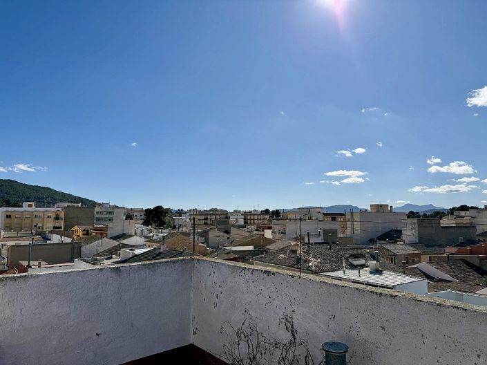 Image No.30-5 Bed Apartment for sale