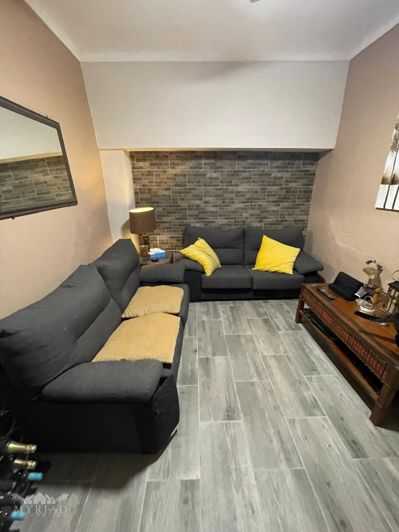 Image No.5-5 Bed Townhouse for sale