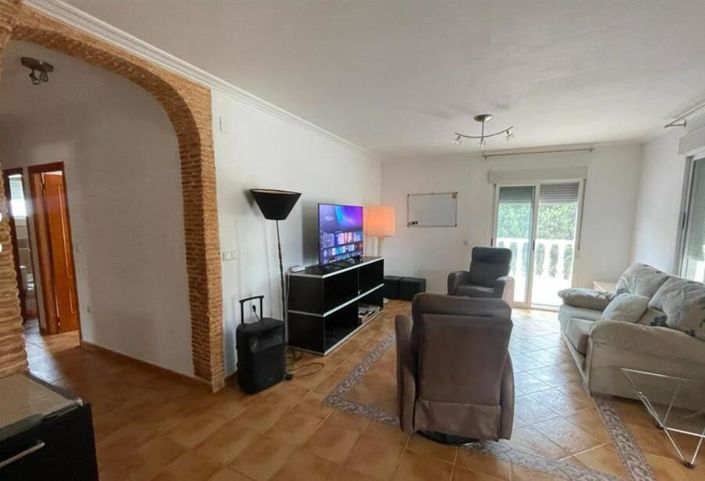 Image No.7-3 Bed Villa for sale