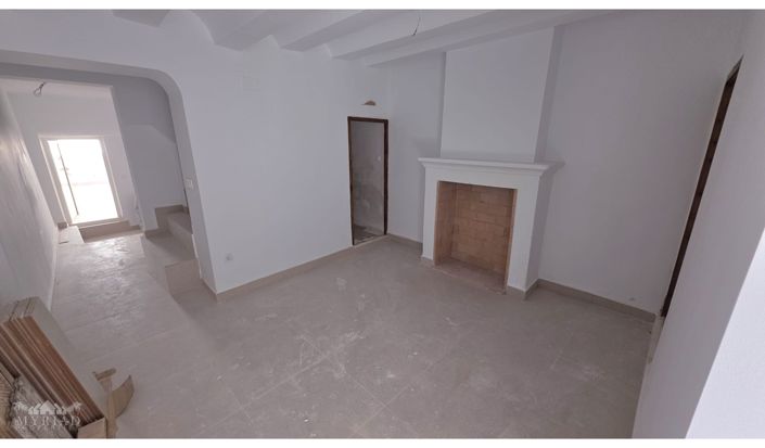Image No.4-3 Bed Townhouse for sale