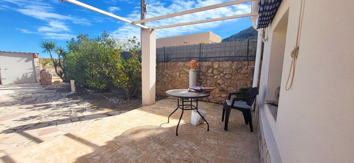 Image No.17-2 Bed Villa for sale