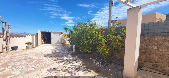 Image No.18-2 Bed Villa for sale