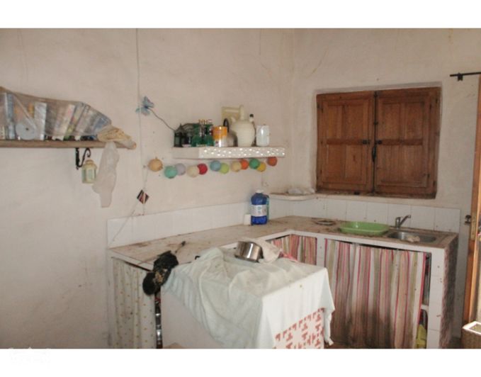 Image No.5-2 Bed Property for sale