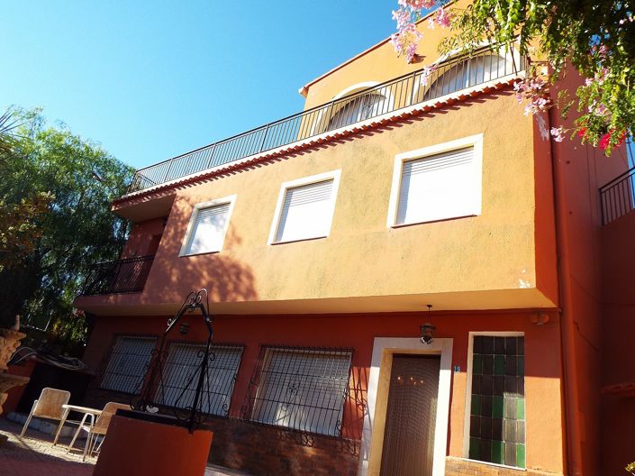 Image No.28-12 Bed Country House for sale
