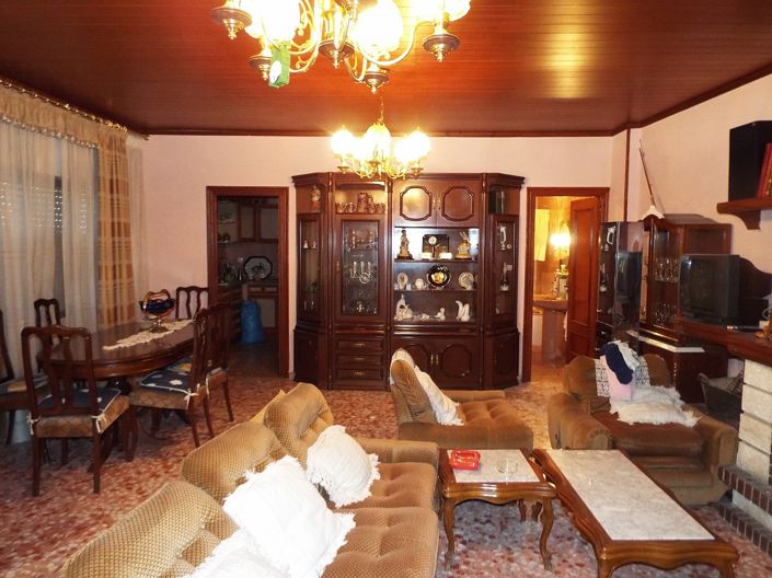 Image No.30-12 Bed Country House for sale