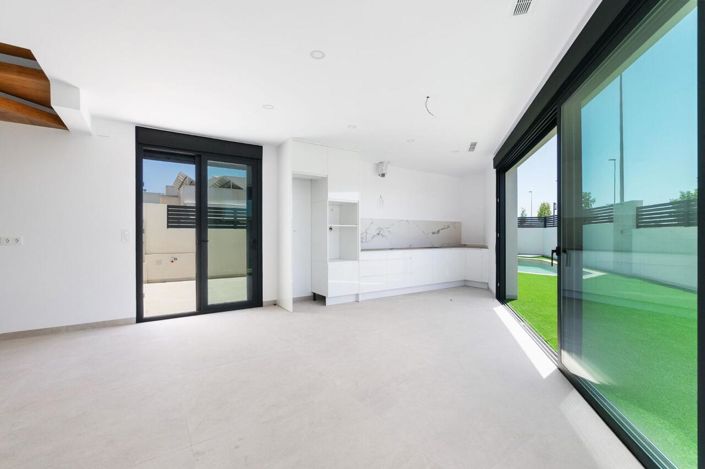 Image No.11-2 Bed Villa for sale