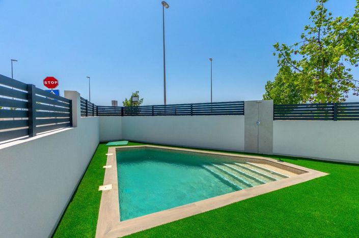 Image No.2-2 Bed Villa for sale