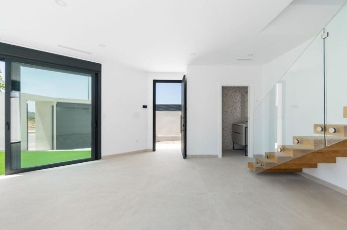 Image No.6-2 Bed Villa for sale