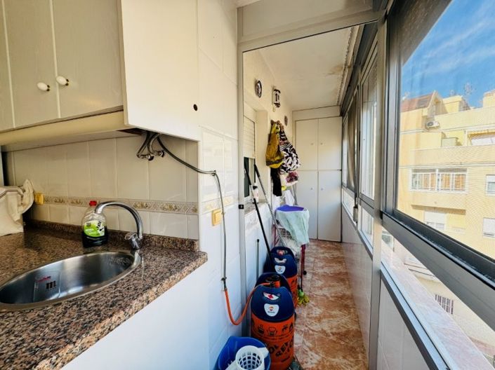 Image No.18-2 Bed Apartment for sale