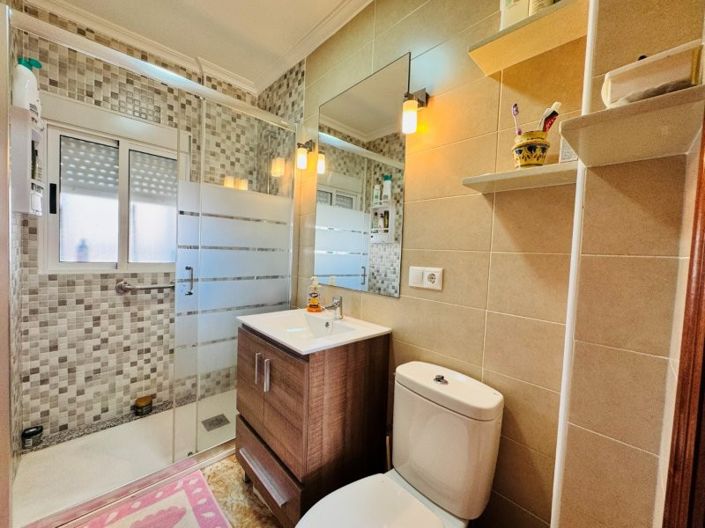 Image No.21-2 Bed Apartment for sale
