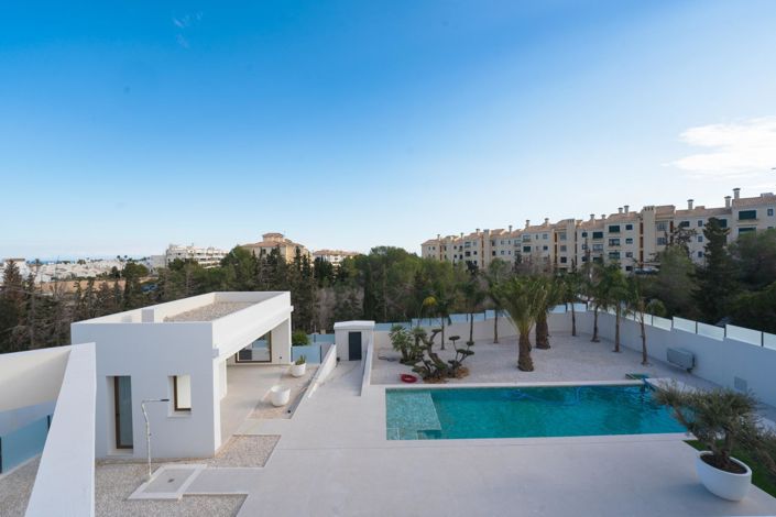 Image No.32-4 Bed Villa for sale