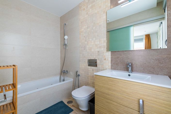 Image No.28-3 Bed Villa for sale