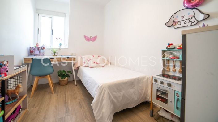 Image No.18-2 Bed Apartment for sale