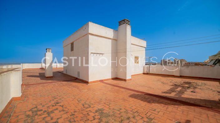 Image No.27-2 Bed Apartment for sale