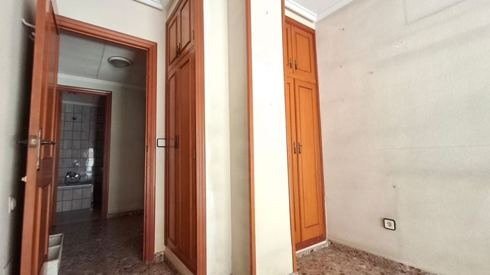 Image No.23-4 Bed Apartment for sale