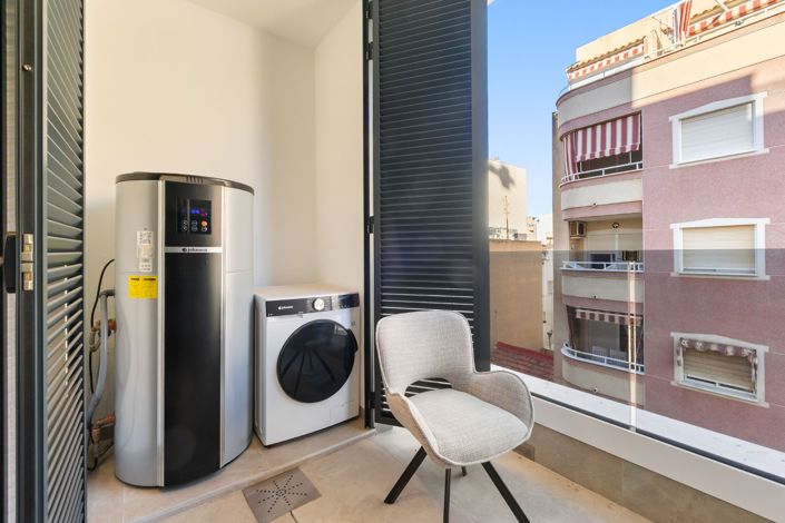 Image No.15-2 Bed Apartment for sale