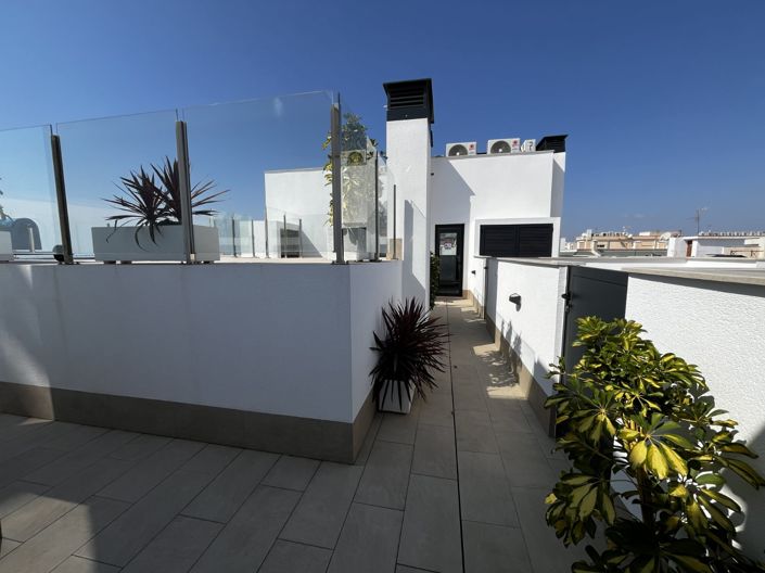 Image No.31-2 Bed Apartment for sale