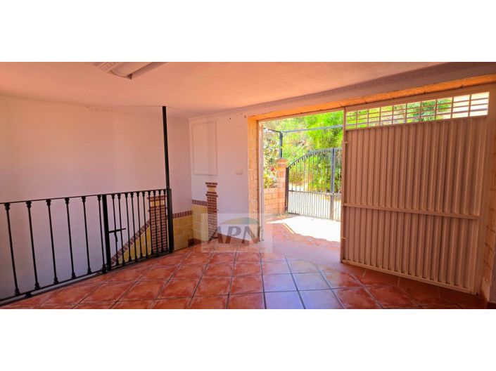 Image No.20-3 Bed Apartment for sale