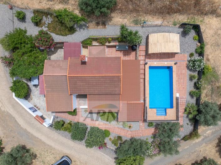 Image No.36-3 Bed Country House for sale