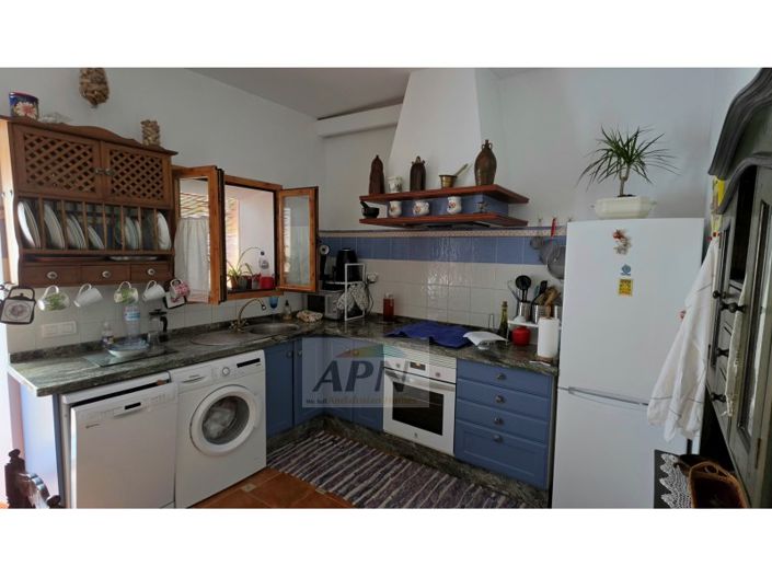 Image No.6-4 Bed Townhouse for sale