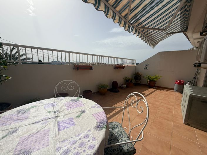 Image No.12-3 Bed Apartment for sale