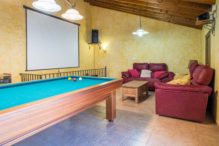 Image No.33-5 Bed Townhouse for sale