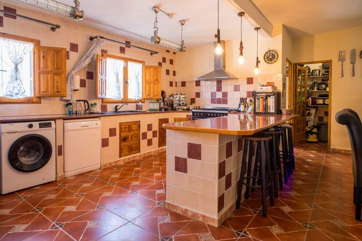 Image No.48-3 Bed Villa for sale