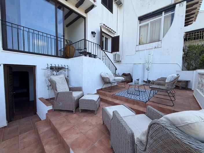 Image No.15-2 Bed Villa for sale