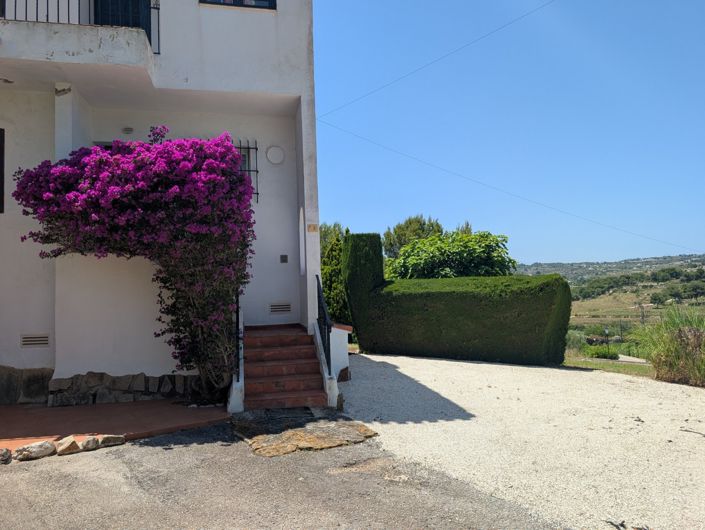 Image No.3-2 Bed Villa for sale