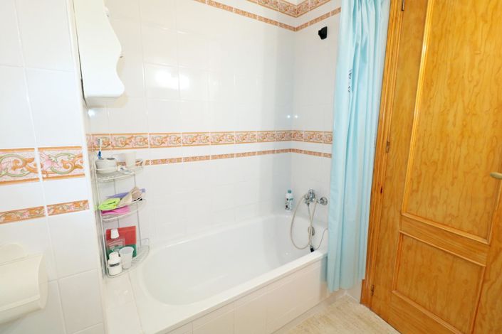 Image No.17-2 Bed Apartment for sale