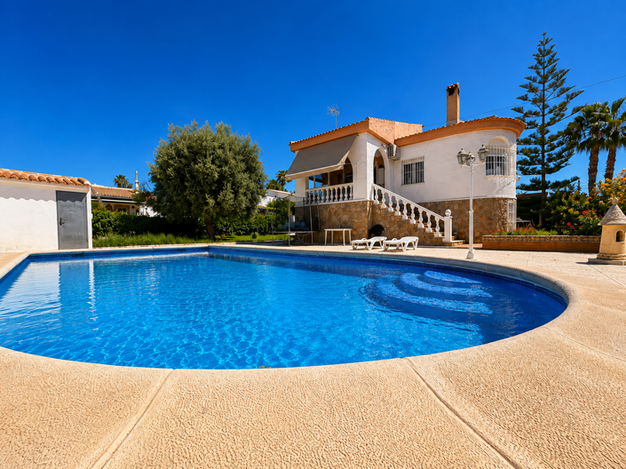 Image No.24-Villa de 5 chambres à vendre à Torrevieja