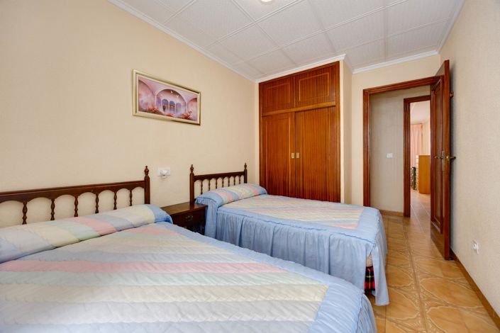 Image No.14-3 Bed Apartment for sale