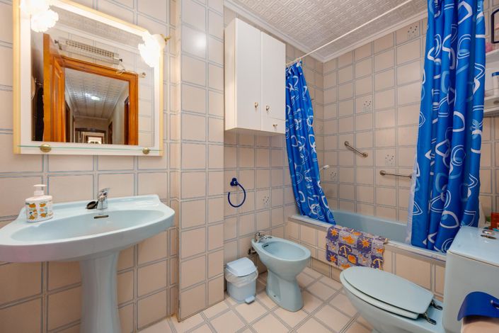 Image No.15-3 Bed Apartment for sale