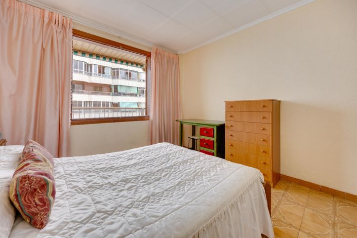 Image No.19-3 Bed Apartment for sale