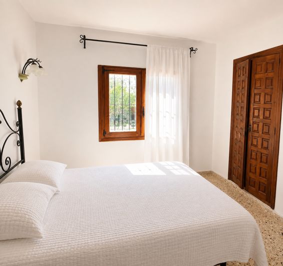 Image No.5-3 Bed Villa for sale
