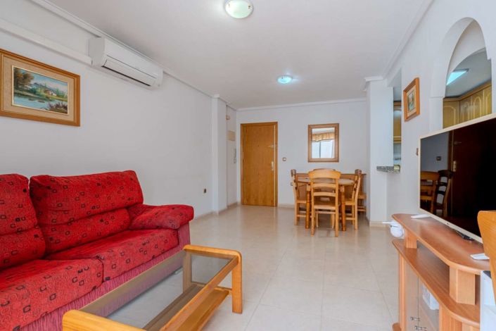 Image No.3-Appartement de 2 chambres à vendre à Torrevieja
