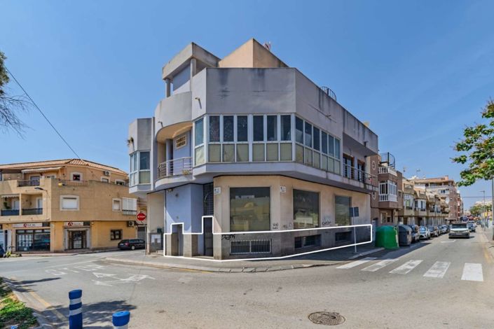 Image No.2-Commercial à vendre à Torrevieja